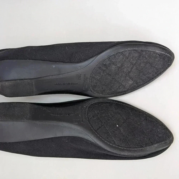 Predictions Pointed Toe Slip ons Low Wedge Women's Black Size 11W - Picture 9 of 11